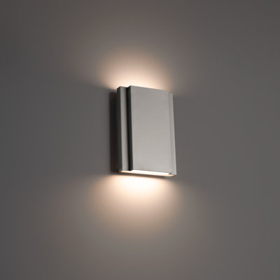 Layne 7.5" LED Wall Sconce 3-CCT 2700K-3000K-3500K