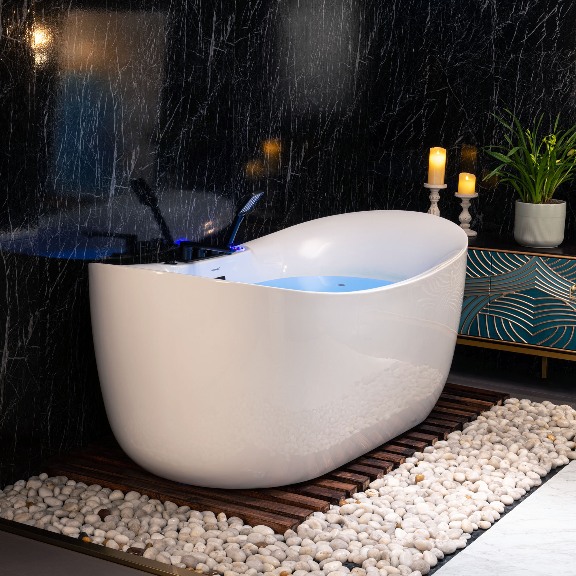 Bath Tub 72