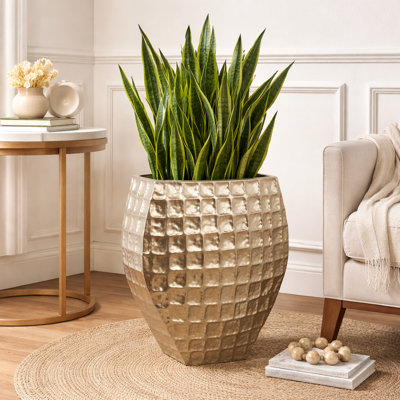 Jardinière moderne en aluminium avec motif géométrique texturé et forme carrée effilée pour un décor de style contemporain - 29 po