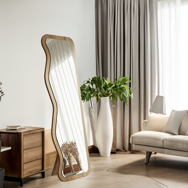 Mirror, Brun