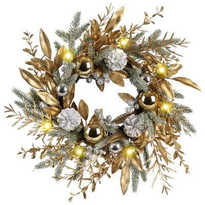 Couronne de Noël avec des lumières chaudes
