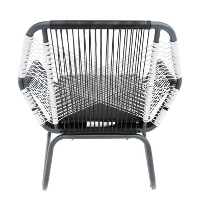 Fauteuil club contemporain avec structure en fer robuste et doublure de structure en acier élégante