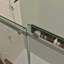 Porte de douche coulissante sans cadre avec barre à serviettes et poignée, s'adapte à l 56-60 po x H 76 po-119342288