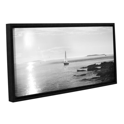 «Evening Sail Crop», reproduction de photo encadrée en noir et blanc
