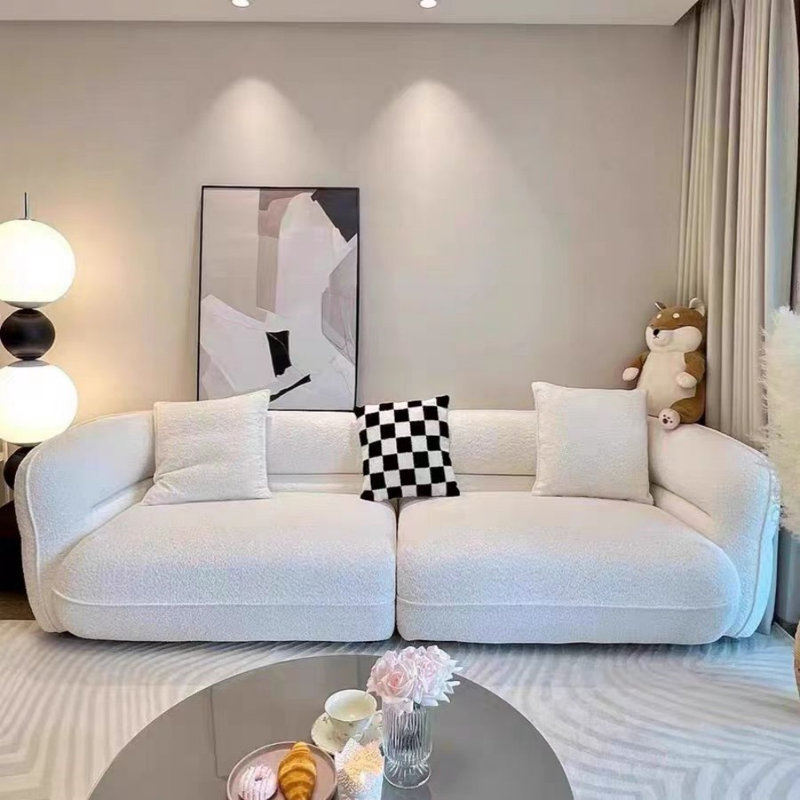 Canapé droit luxueux pour petit appartement