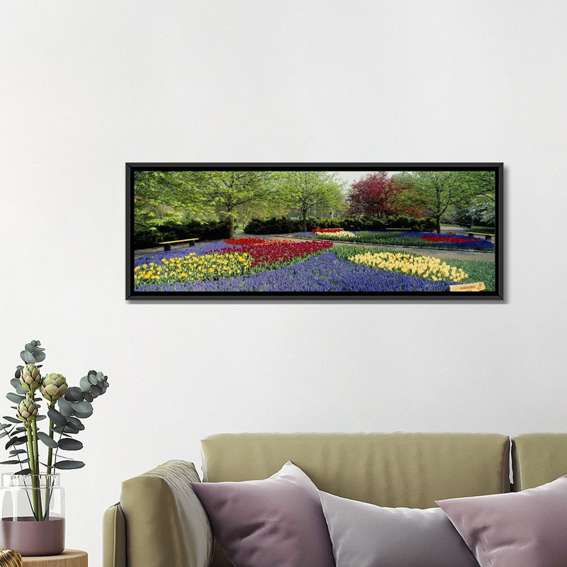 Reproduction de photo sur toile, H 24 po x l 72 po x P 1,5 po, Toile avec cadre noir