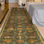 Tapis de couloir vert et ivoire noué à la main de haute qualité