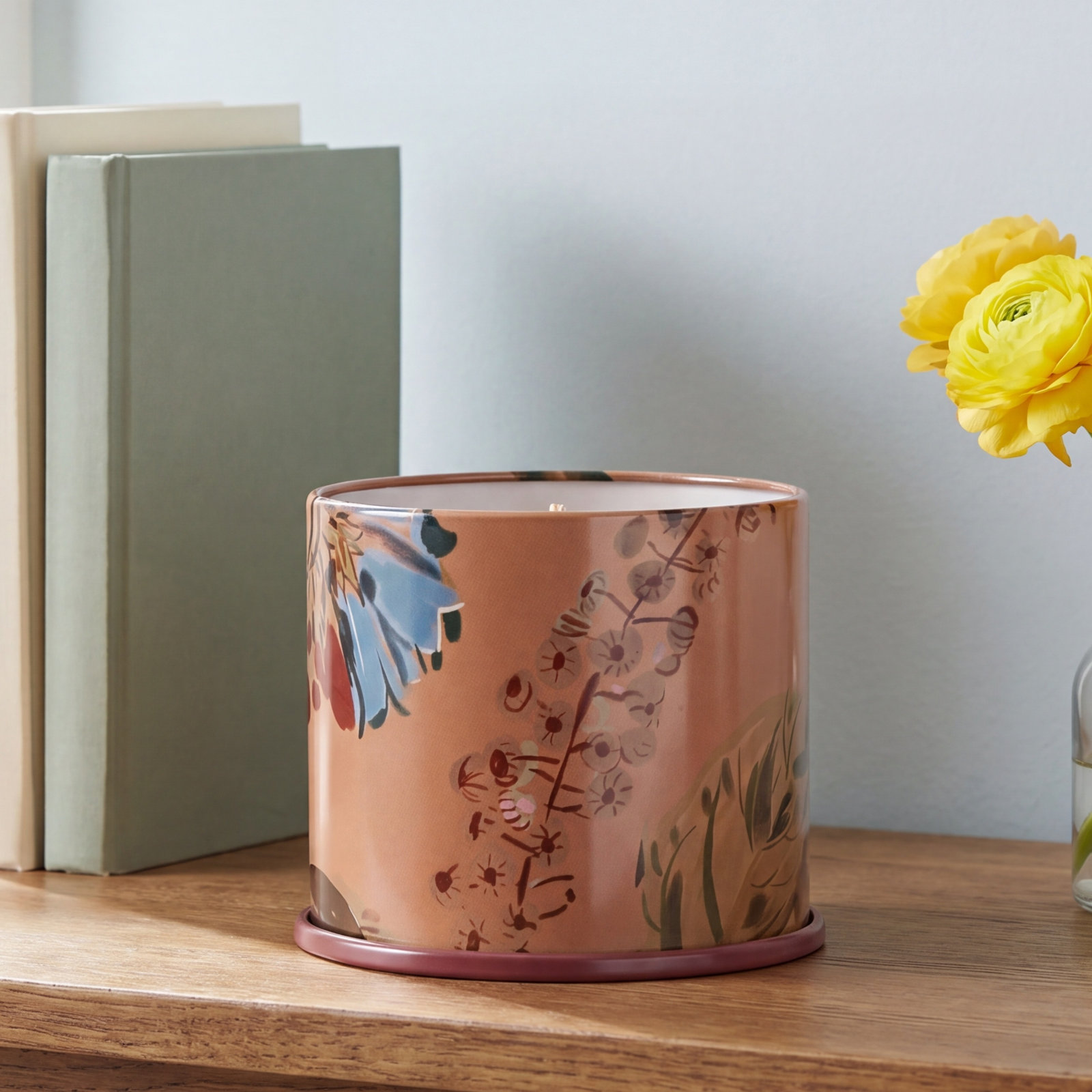Terra Tabac Scented Jar Candle, Vanity Tin