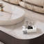 Table basse légère de style crème en pierre