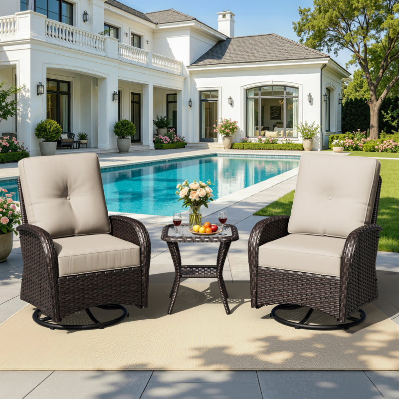 Ensemble de patio pivotant en osier 3 pièces avec table d'appoint Hilmir, Beige, Brun