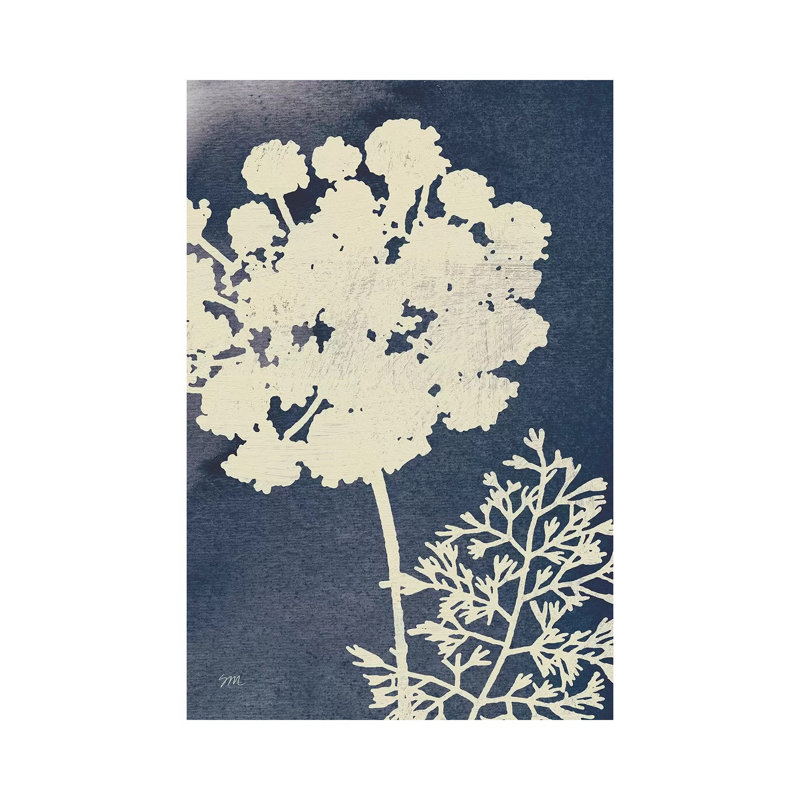 «Dark Blue Sky Garden IV» par Studio Mousseau - peinture sur toile tendue, H 26 po x l 18 po x 1,5 po