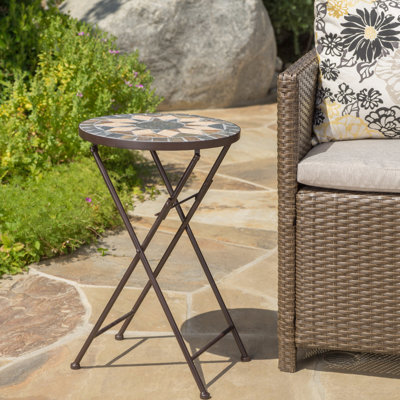 Table d'appoint charmante pliante avec mosaïque en pierre et plateau en céramique, 14 po x 14 po x 22 po, beige et noir, table transitionnelle en fer, garnie de l 13,88 po x P 21,51 po