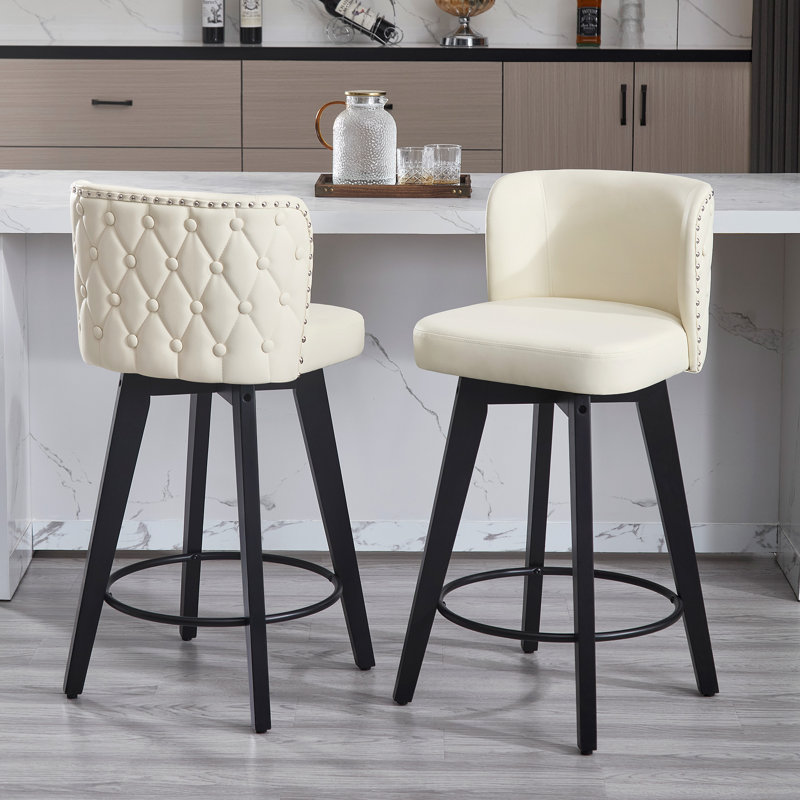 Ensemble de 2 tabourets de bar pivotants beiges, siège en cuir PU de 27,5 po avec dossier capitonné, pieds en bois massif, chaises de bar à hauteur de comptoir pour îlot de cuisine, salle à manger, café