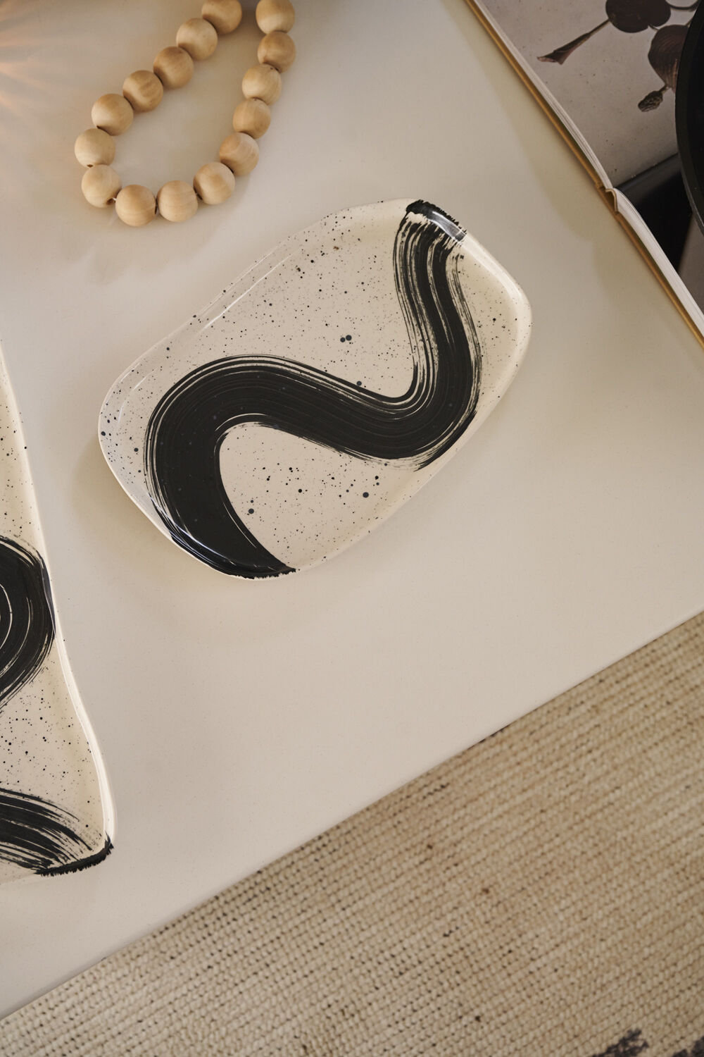Yanna Decorative Plate