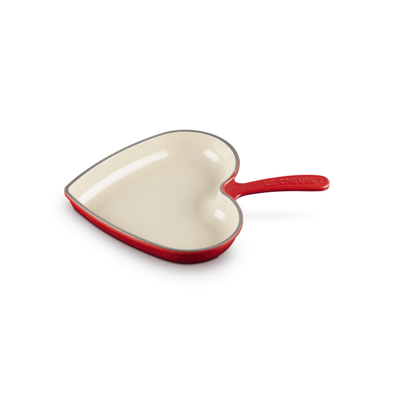 Le Creuset Enameled Cast Iron Traditional Heart Skillet, 10.25 In. - Pêche, Cerise