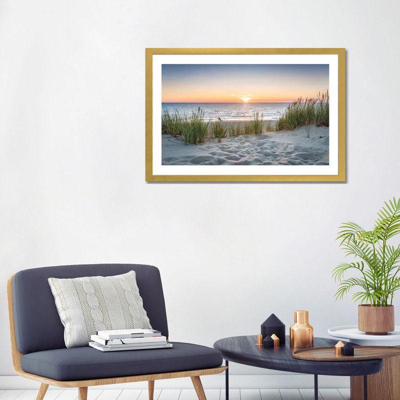 «Beautiful Sunset at the Beach» par Jan Becke - reproduction de photo, H 24 po x l 32 po, Doré