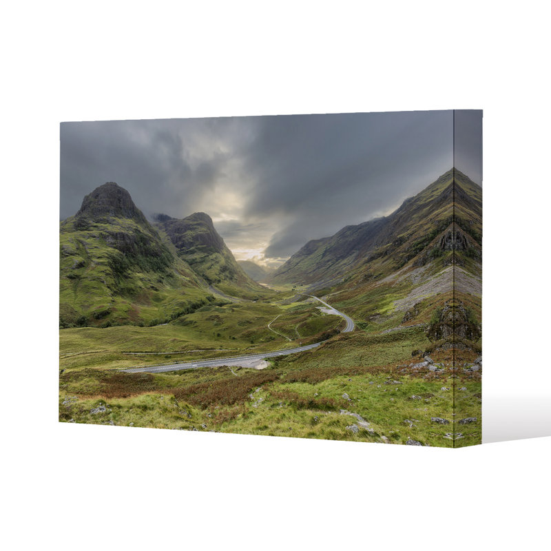 No Title by Andrew Lee - Wrapped Canvas Print, 101cm H x 152cm W x 4cm D