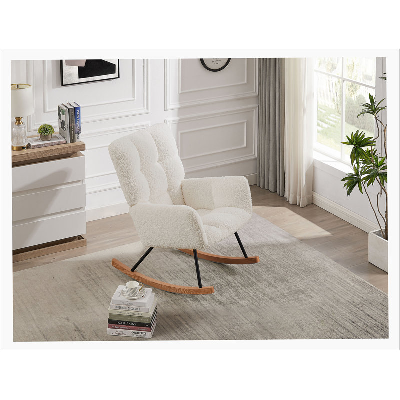 Chaise berçante rembourrée avec dossier haut Comfy, Ourson blanc cassé