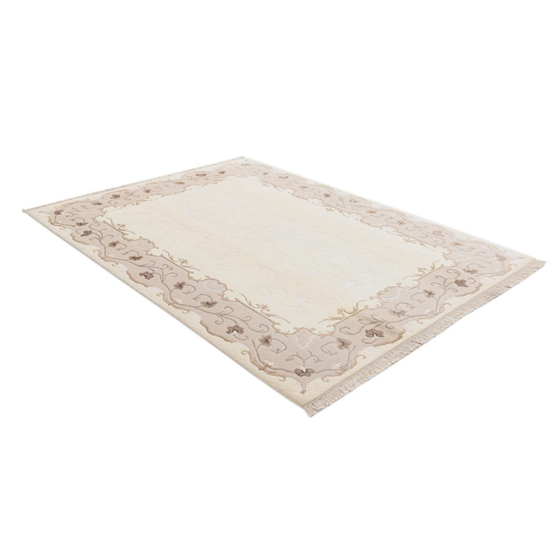 Tapis beige Iniguez
