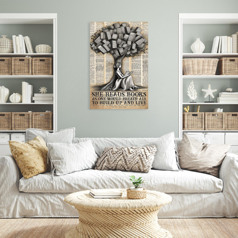 Elle lit des livres sur toile, impression, H 36 po x l 24 po x P 1,25 po