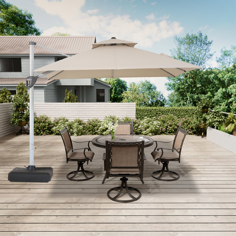Parasol carré en porte-à-faux rotatif à 130 degrés avec base et couvercle Rosylin, Beige