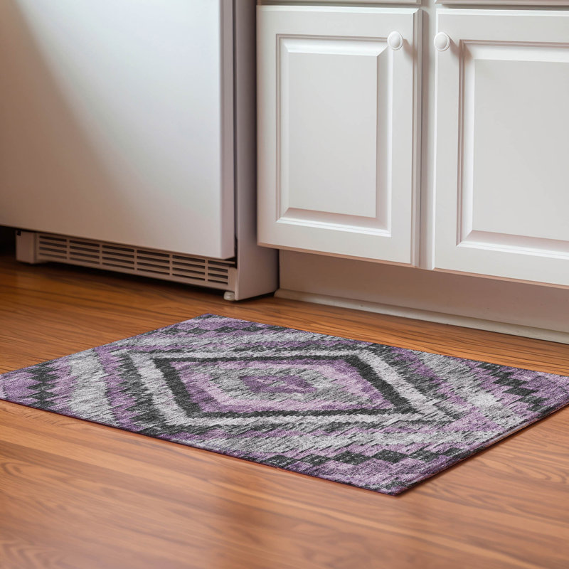 Premium Machine Washable Jakiyra AMF1890 Aztec Rug, Rectangle 1'8" x 2'6"