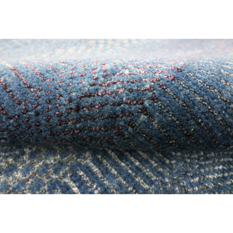 Abstract Area Rug in Dark Blue, Rectangle 6' x 9'