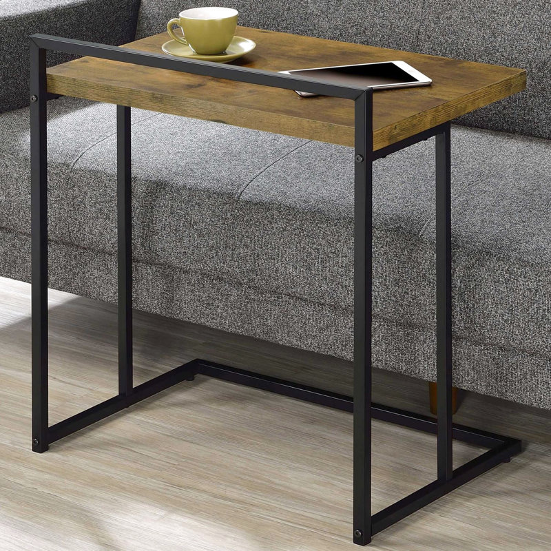 Table à collation antique en muscade avec base fonctionnelle - répond à diverses exigences La finition rehausse l'élégance de la pièce
