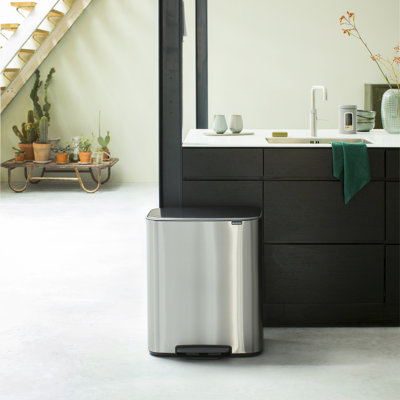 Brabantia Bo Step On Dual Compartment Recycling Trash Can, 2 x 8 Gallon (2 x 30 Liter)