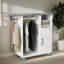 Chariot à repasser compact et moderne avec planche à roulettes, armoire polyvalente pour la lessive, la chambre à coucher et le vestiaire