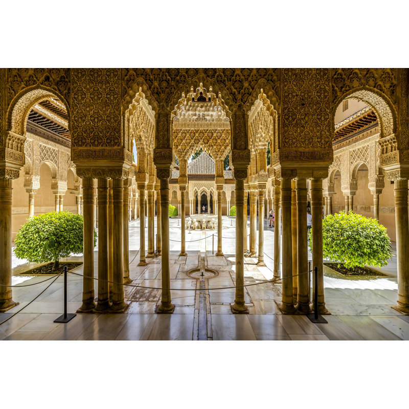 Nasrid Palaces par Eunikasopotnicka - Photographie sur toile tendue, L 12 po x H 8 po
