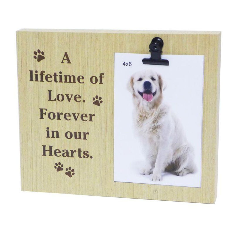 «Dog Pawprints a Lifetime of Love Forever in Our Hearts», cadre photo