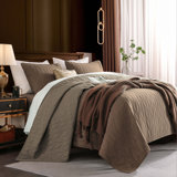 Wonderful 100% Cotton Reversible 3 Piece Quilt Set