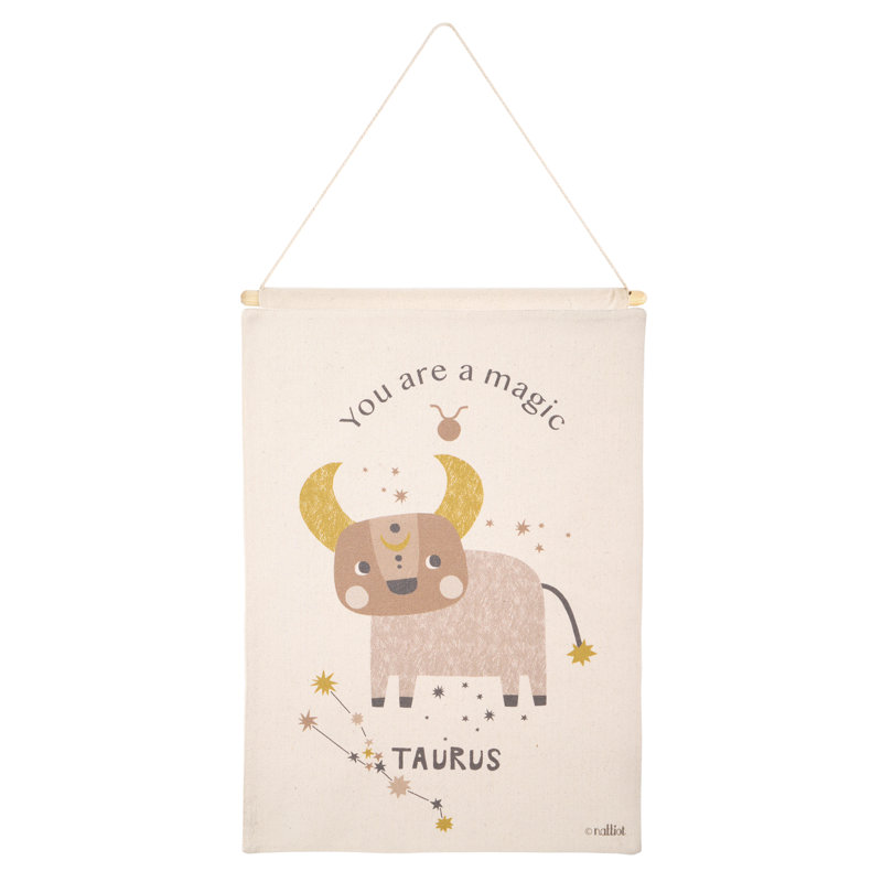 WALL HANGING LITTLE TAURUS