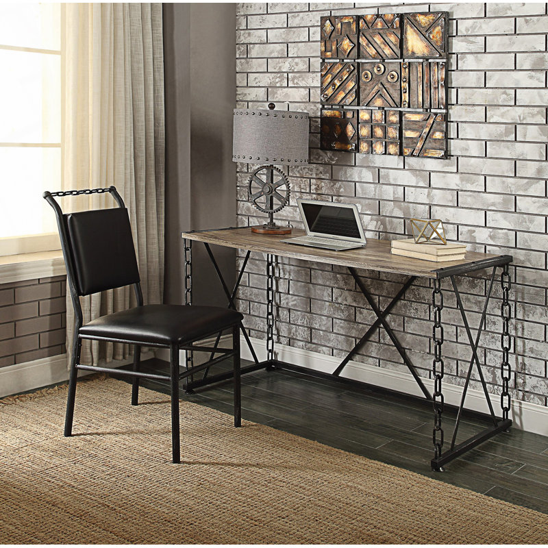 Bureau d'écriture de style industriel