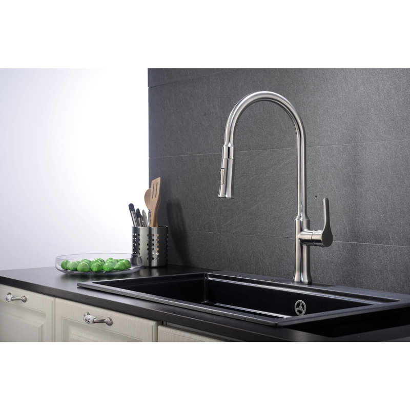 Robinet de cuisine à poignée simple pull down Lily, Acier inoxydable