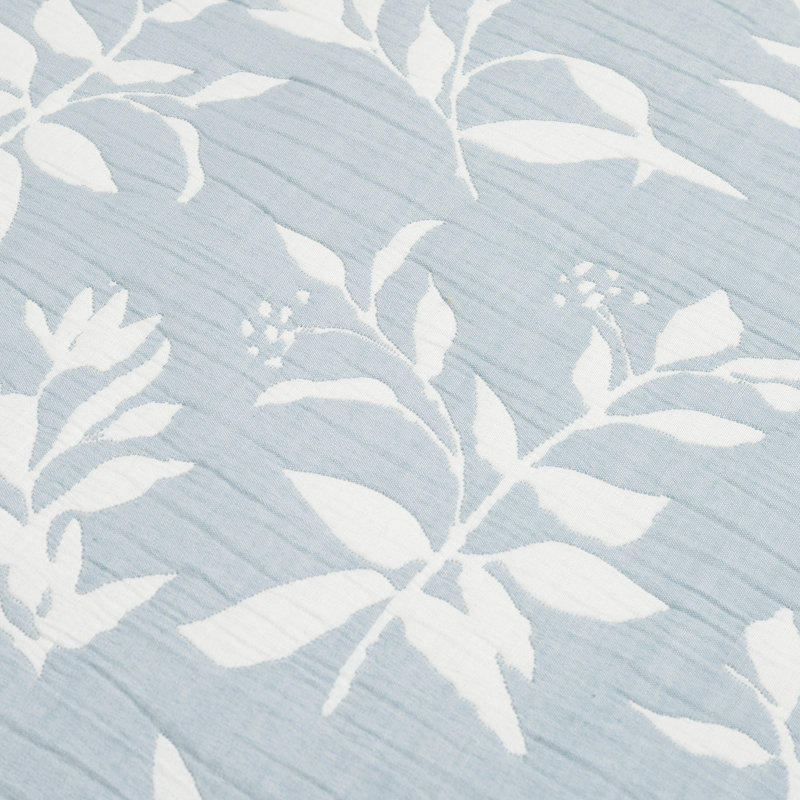 Floral Jacquard Reversible Soft Matelassé Quilt 3Pc Set, California King Quilt + 2 King Shams, Blue