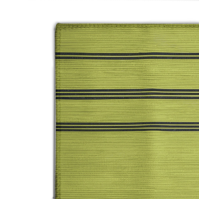 Tapis intérieur / extérieur noir HorizontalStripes, Rectangle 4pi x 6 pi