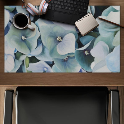 Hydrangea plant - 14.00"x24.25" Desk mat