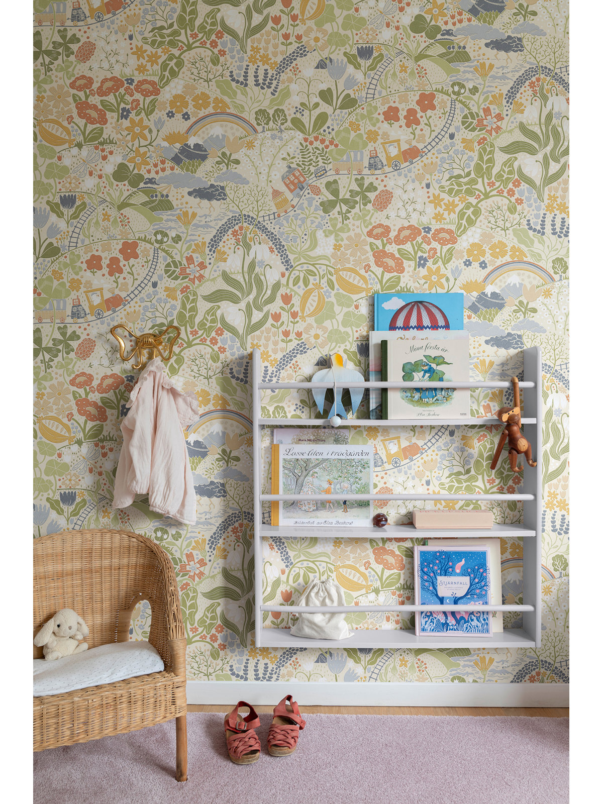 York Wallcoverings Wallpaper Roll, Light Green