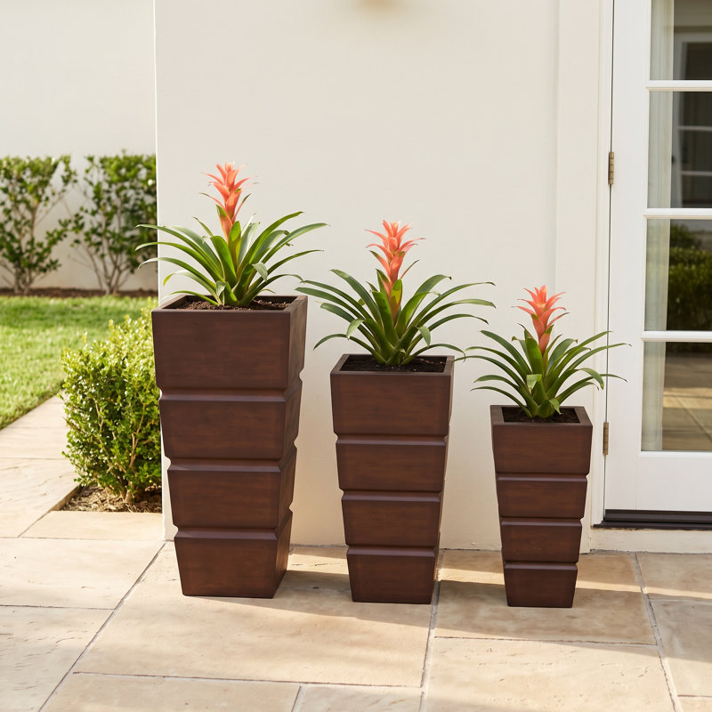 Norrell 3 - Piece Metal Light Weight Indoor Outdoor Planter with Tapered Base and Fluted Design Set