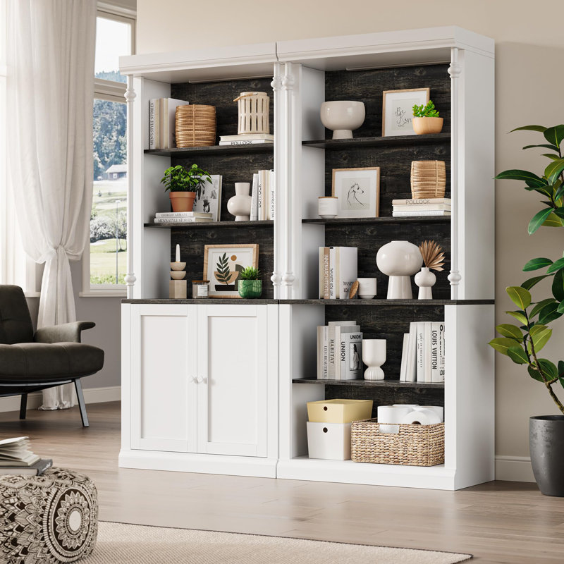 Bibliothèque haute avec 3 tablettes ouvertes et porte double, colonne romaine et 4 lumières réglables, armoire de rangement à grain de bois blanc et noir pour le bureau à domicile et le salon