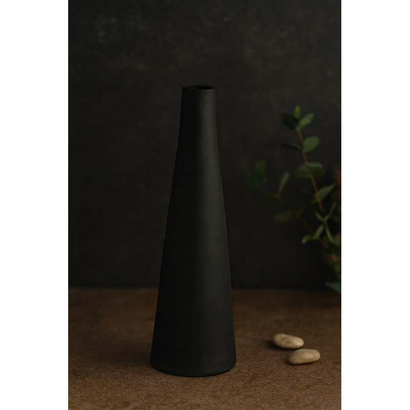 Vase de table en terre cuite Hahnert