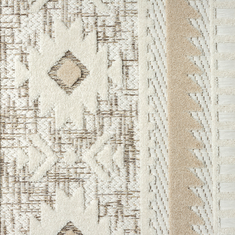 Tapis oriental en polypropylène crème / gris, Rectangle 6 pi x 9 pi