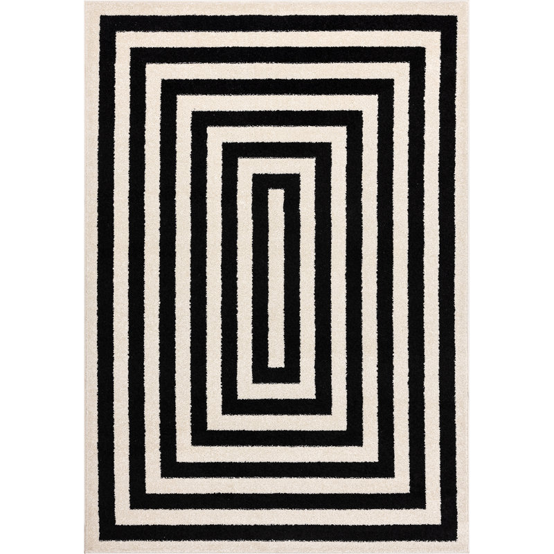 Ahmi Geometric Indoor Rug, Rectangle 7'9" x 10'2"