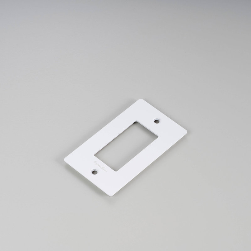 1G Plate / Logo , White