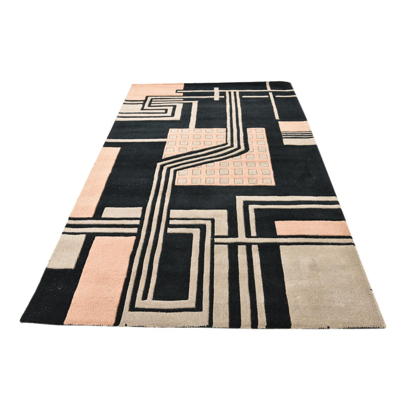 5'0 x 7'11 Pineland Black Rug
