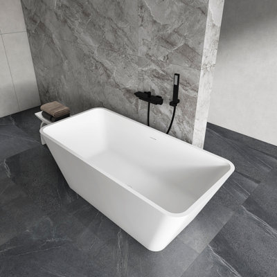 Baignoire de trempage autoportante à surface solide de 67 pouces pour salle de bain