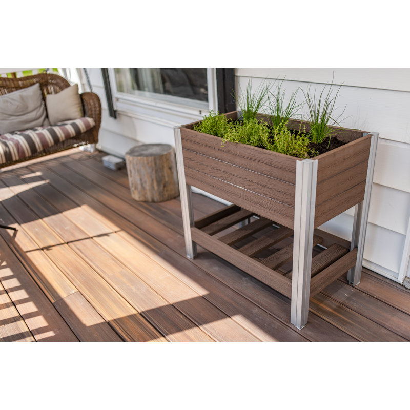 Urbana Elevated Planter, 28.88