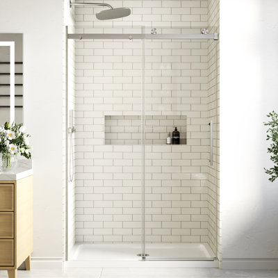 Porte de douche coulissante sans cadre en nickel brossé avec système de fermeture en douceur et verre transparent de 1/4 po de l 44 à 48 po x H 74 po